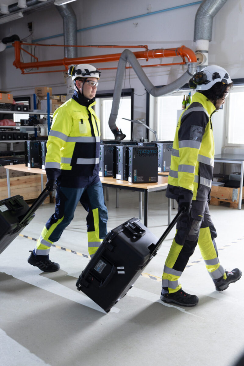 SpinDrive experts going to customer's place