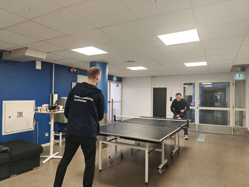 Franck relaxes with table tennis matches during breaks