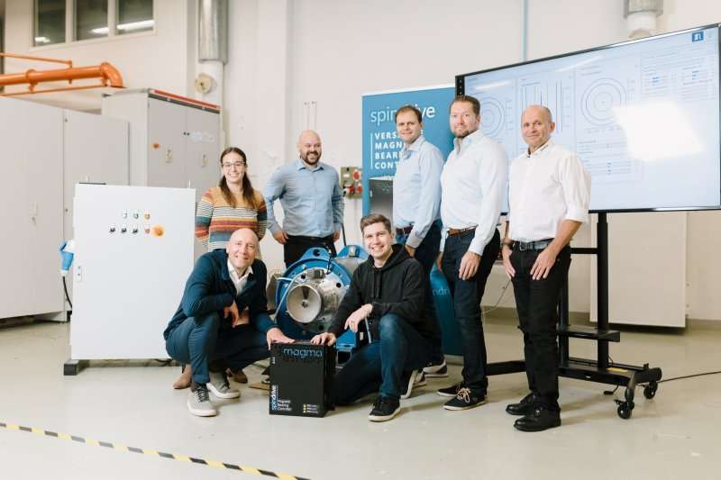 SpinDrive management team with new investors