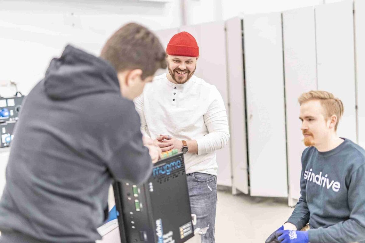SpinDrive team working on Magma X800 AMB controller